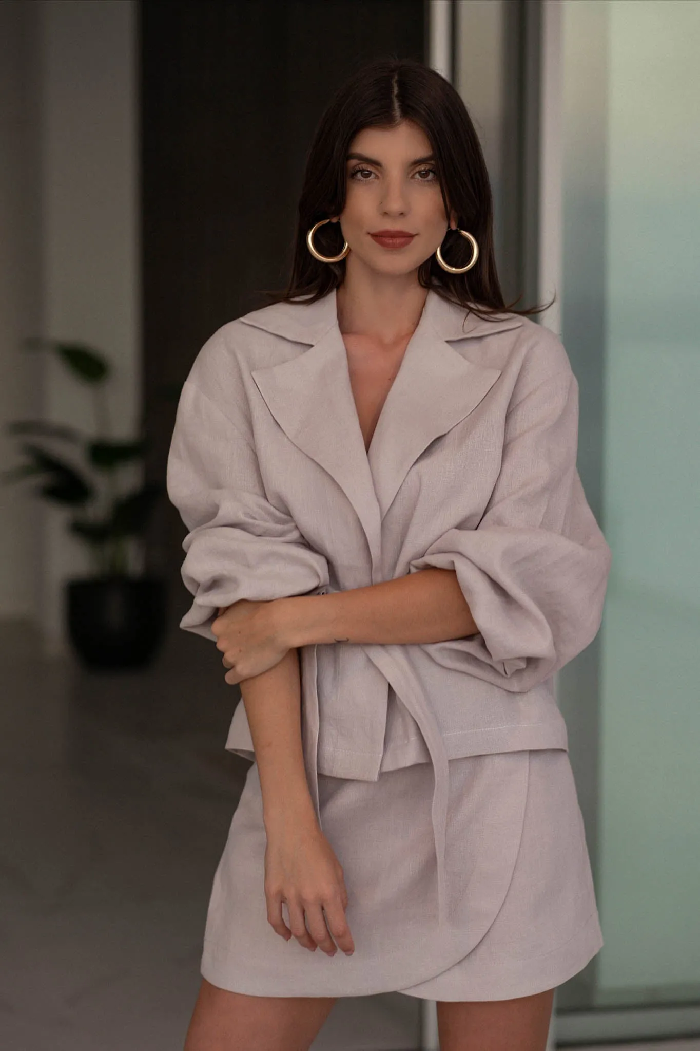 QUEEN belted JACKET